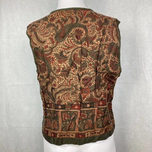 Pendleton Vest Womens Sz 8 Quilted Green‎ Paisley Button Up Sleeveless - Picture 2 of 7